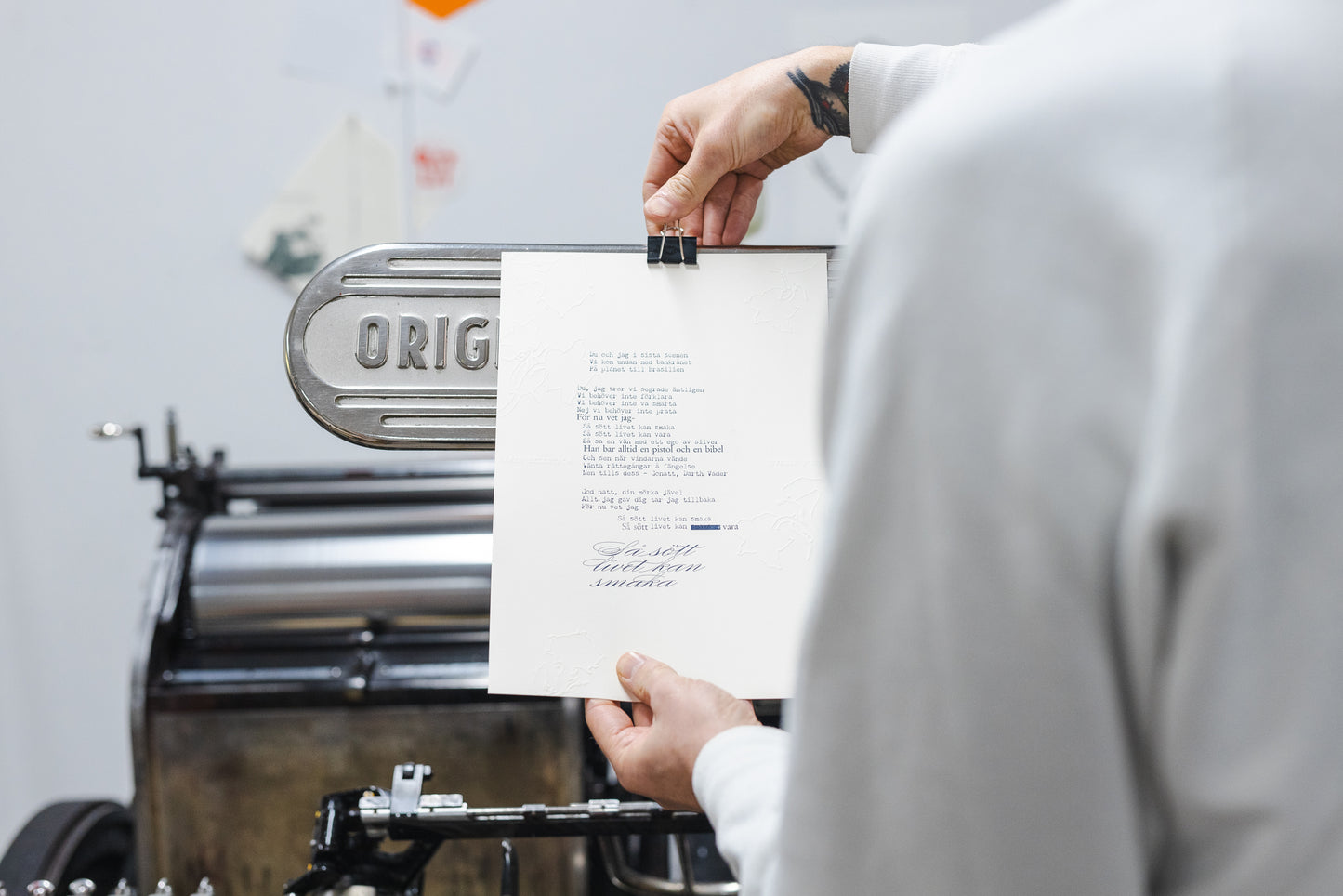 Håkan Hellström – Limiterad Letterpress-tryck med låttext – "Så sött livet kan smaka" (Handnumrerad, 300 ex)