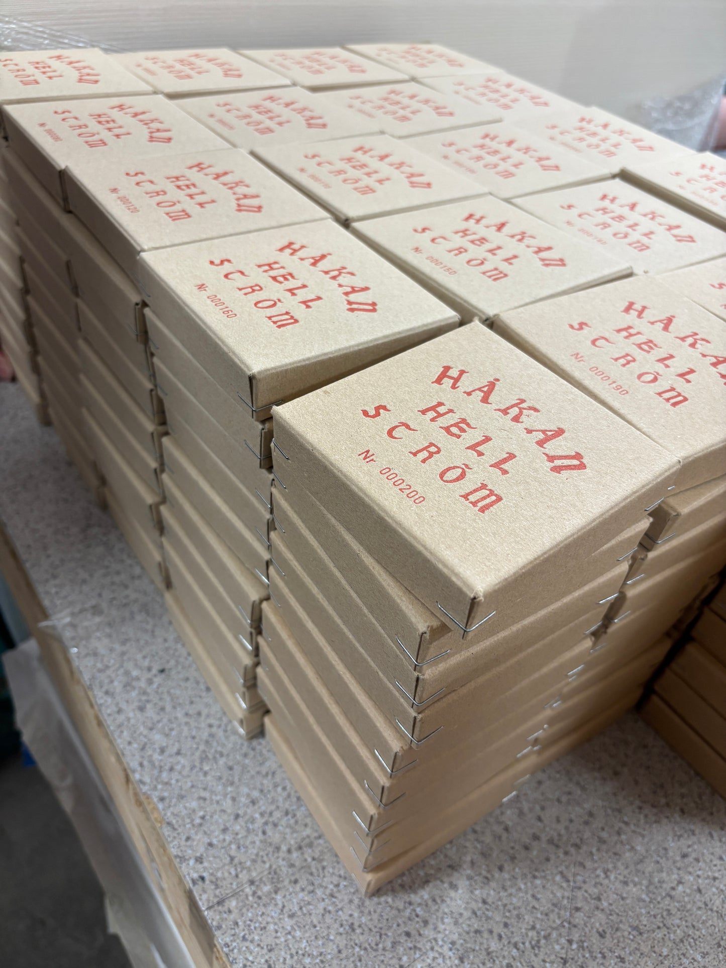 Håkan Hellström – Letterpress glasunderlägg 10-pack (limiterad 300 kit, numrerad box)