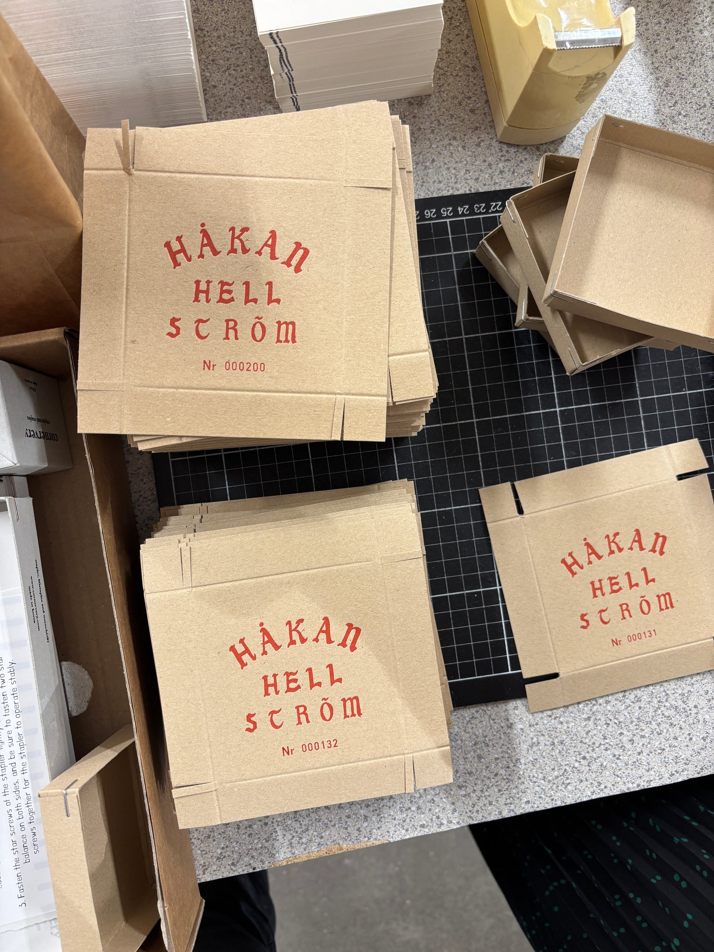 Håkan Hellström – Letterpress glasunderlägg 10-pack (limiterad 300 kit, numrerad box)